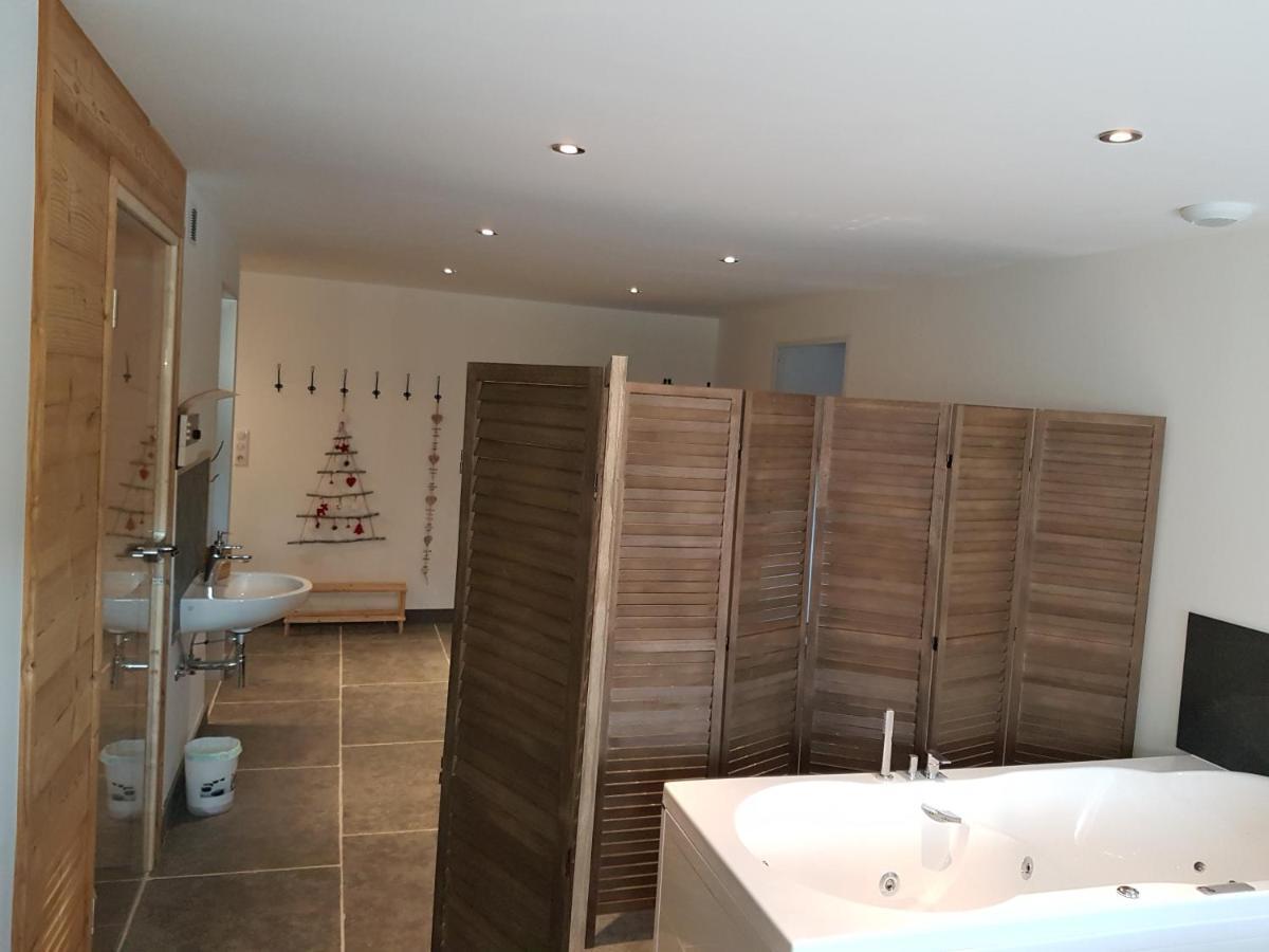 Appart Le Cerf 4 étoiles 74m2 Cornimont Esterno foto